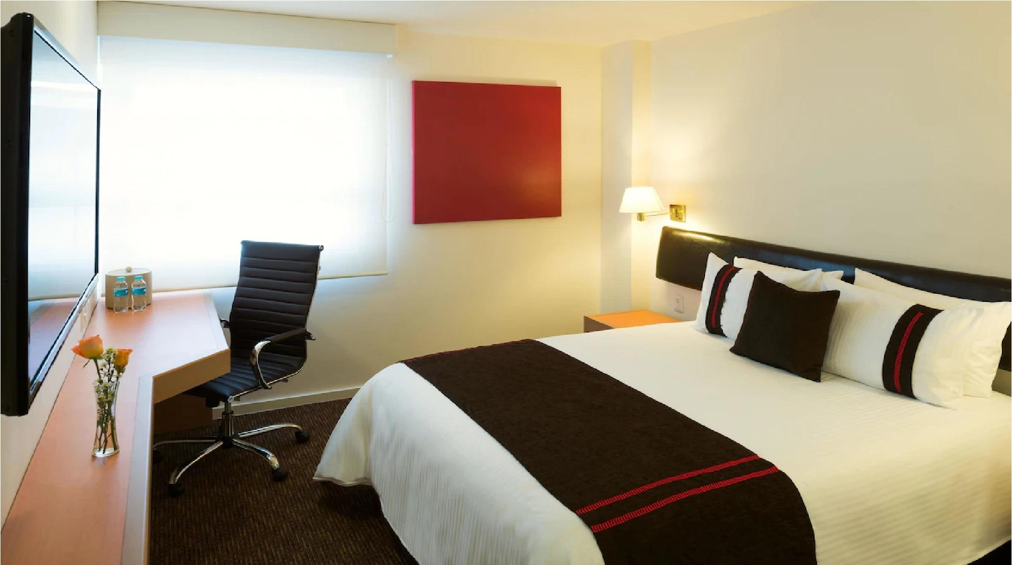 Mision Express Queretaro Hotel Buitenkant foto