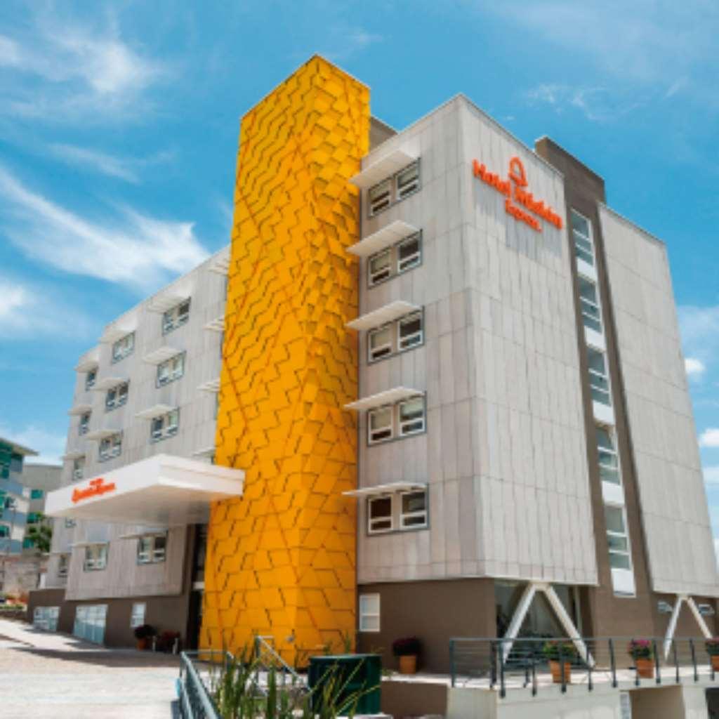 Mision Express Queretaro Hotel Buitenkant foto