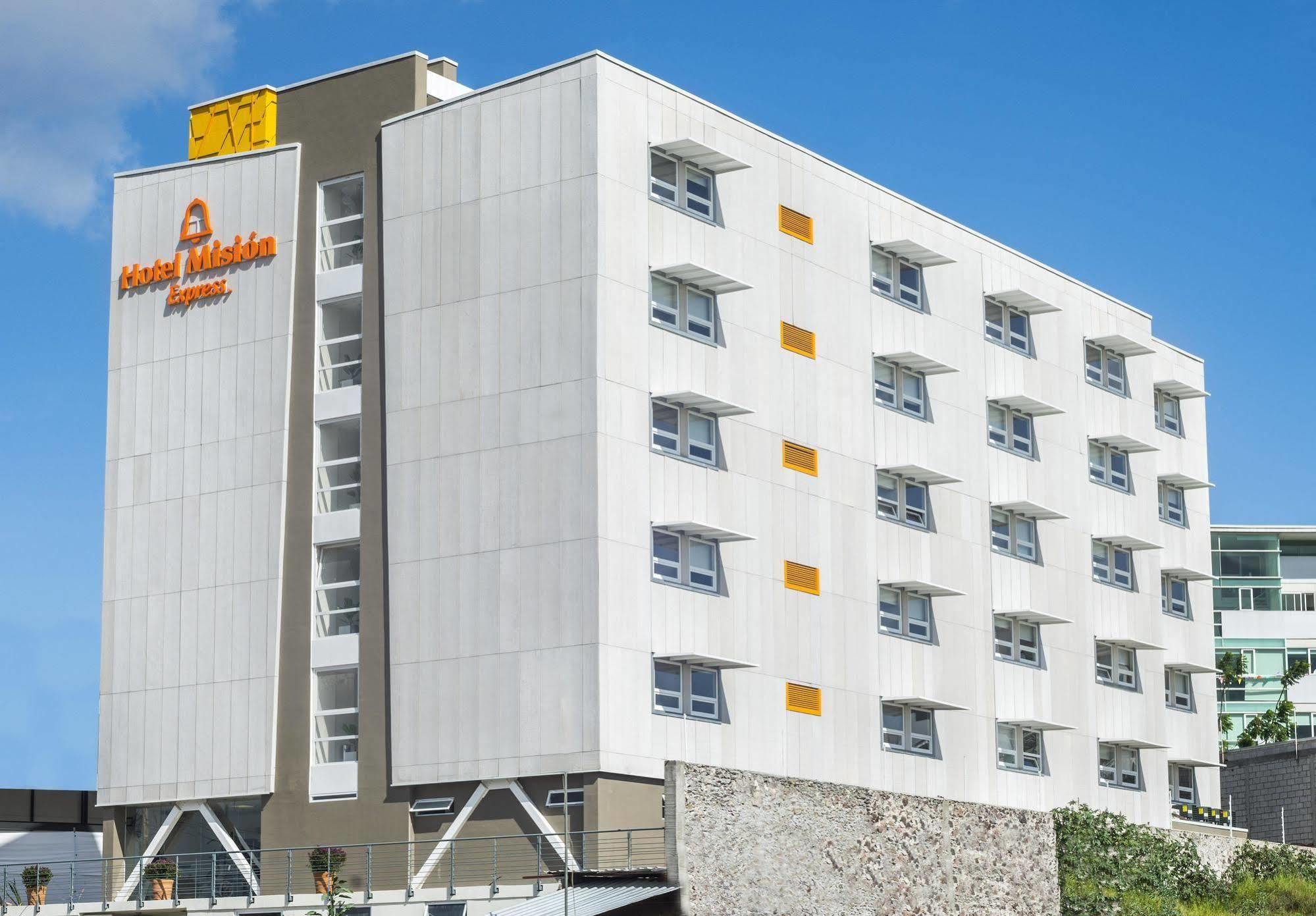 Mision Express Queretaro Hotel Buitenkant foto